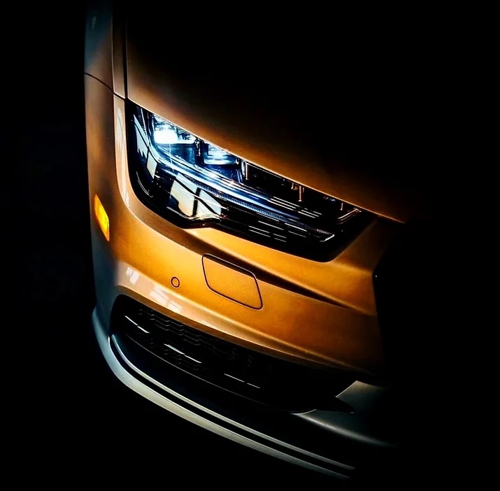 Luxury car headlight